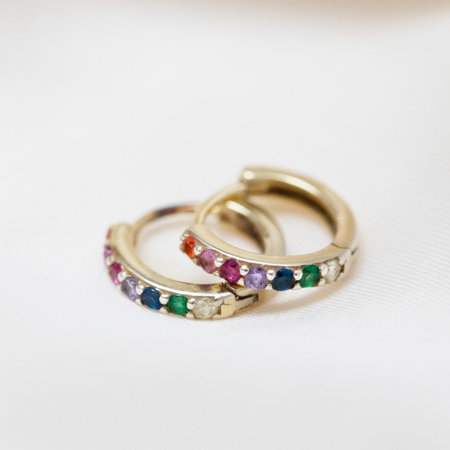 Rainbow Split Huggies - Yellow Gold